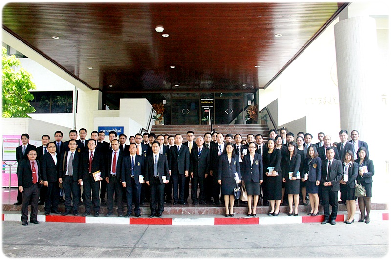 ﻿กรมบังคับคดีให้การต้อนรับคณะศึกษาดูงานจากสำนักงานศาลปกครอง หลักสูตรพนักงานคดีปกครองระดับสูง รุ่นที่ 13